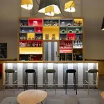 ホテル イビス サントル ペラーシュ リヨン