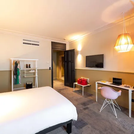 Ibis Centre Perrache Hotel 3*