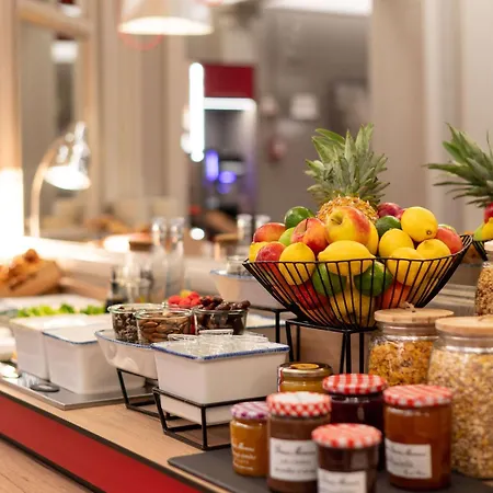 Ibis Centre Perrache 3*