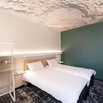 Ibis Centre Perrache 3*
