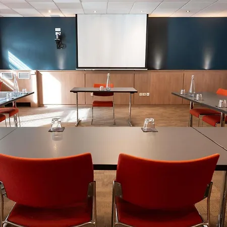 Ibis Centre Perrache Hotel