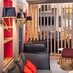 Hotel Ibis Centre Perrache 3*