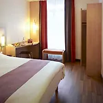 Hotel Ibis Centre Perrache 3*